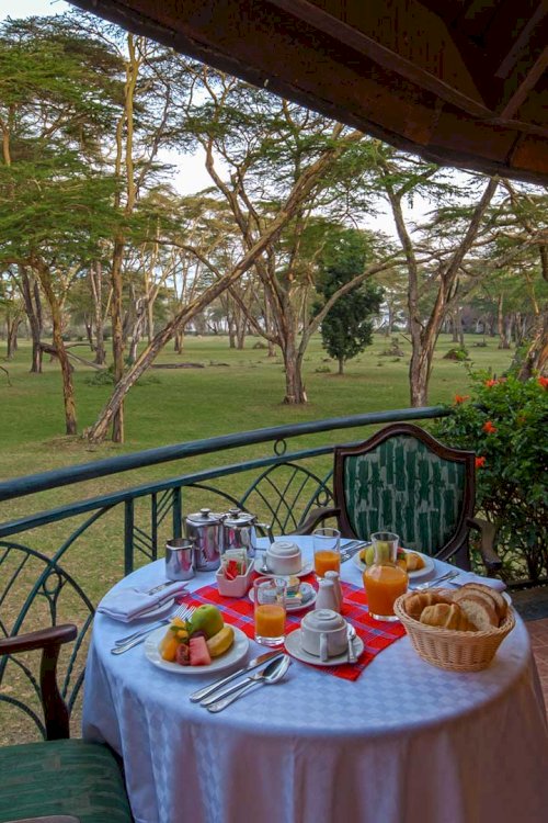 naivasha sopa balcony