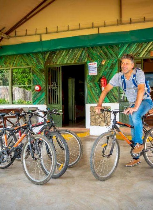 lake naivasha crescent camp bikes